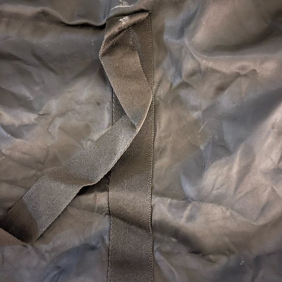 Victoria's Secret Fashion Show London 2014 Limited Edition Duffle Bag - Picture 6 of 6